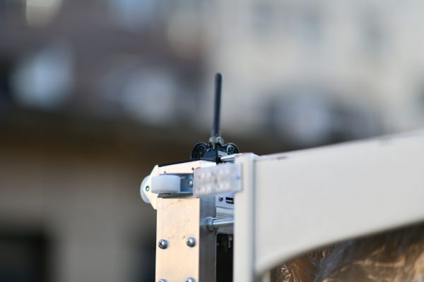 Robot v100 - Image 4