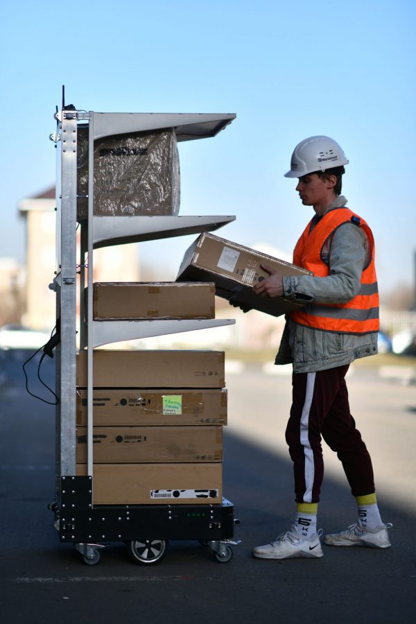Robot v100