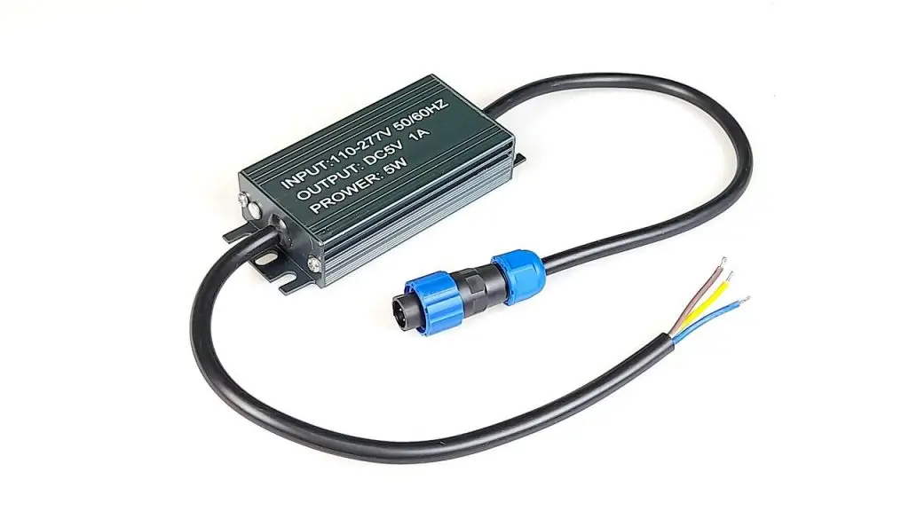 AC to +5V power supply for indoor positioning system beacons