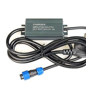Charger-3.7V-3A-IP67 - for Industrial Beacons