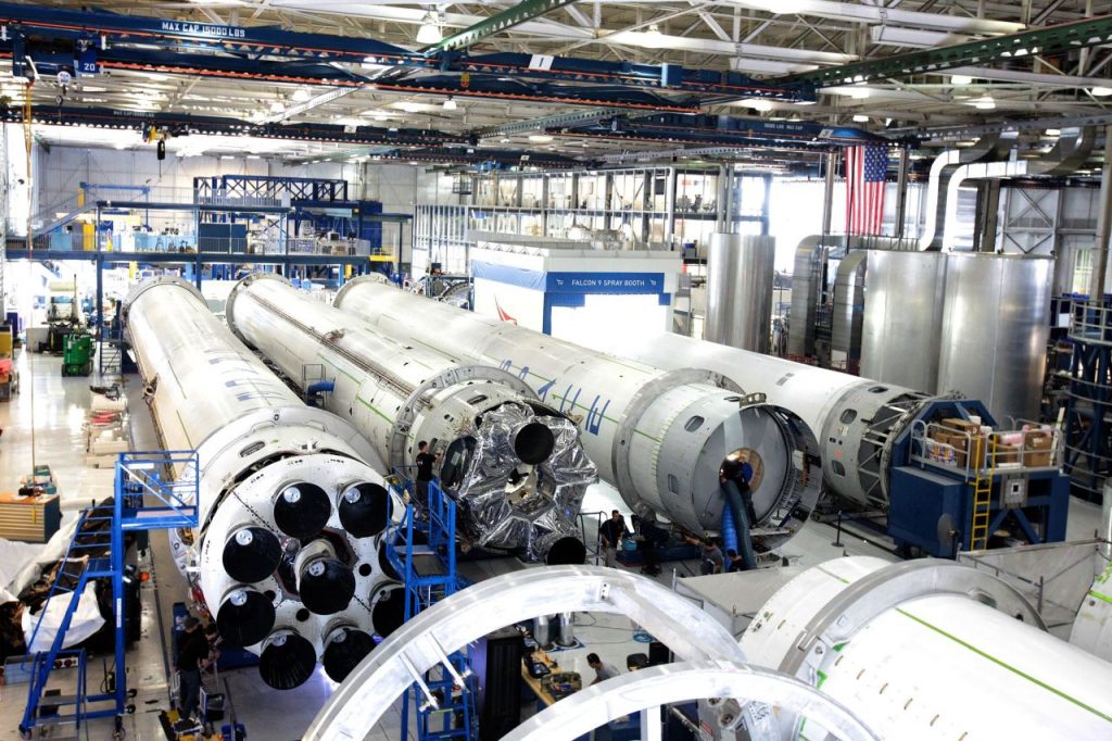 Indoor positioning system for factory