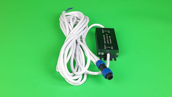 DC to +5V IP67-protected converter. Input: +8-50V. Output: +5V & 2A