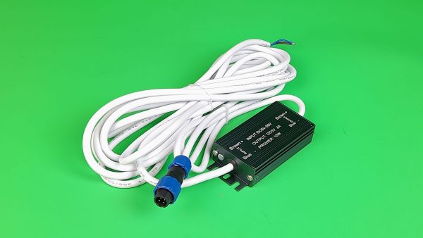 DC-DC converter. IP67. Input: +8-50V. Output: +5V & 2A